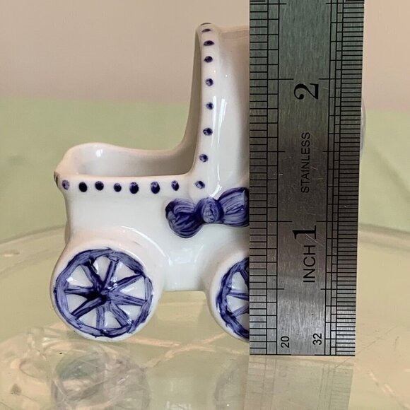 Vintage Baby Buggy Ceramic Planter Stroller Pram Hand Painted Newborn Boy Gift - Picture 12 of 13